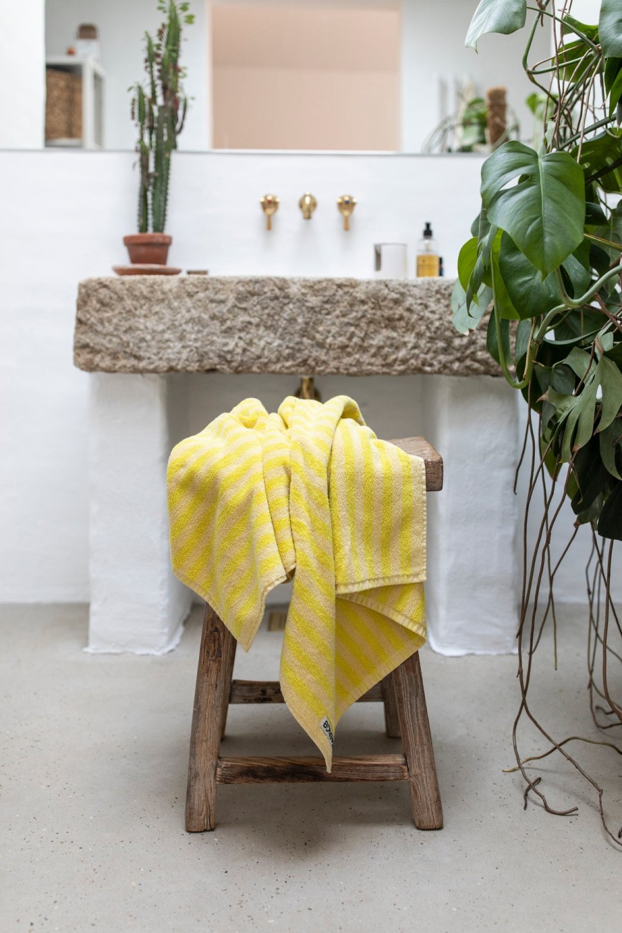 Bode Living Naram Guest Towel - Pristine & Neon Yellow Towels